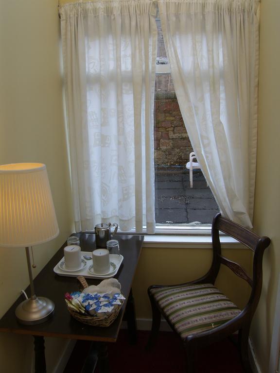 Regis Guest House Edinburgh Exterior photo